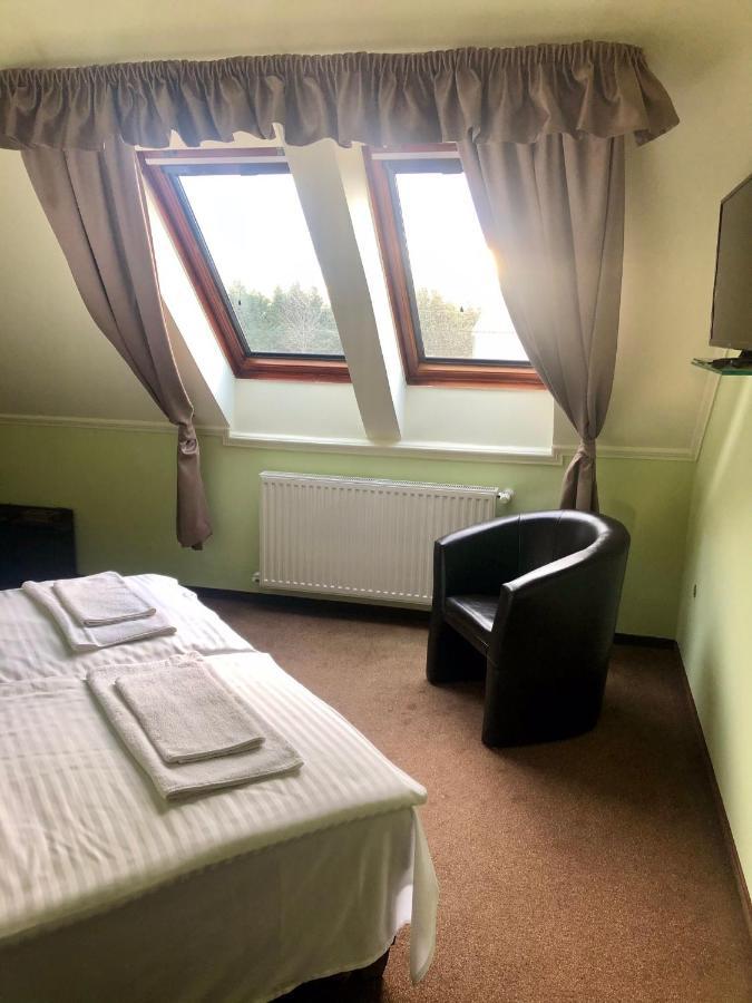 Hotel Karam Vendeghaz Es Lakasetterem Nagybajcs Exterior foto
