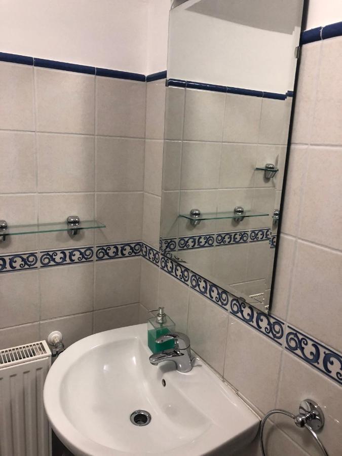 Hotel Karam Vendeghaz Es Lakasetterem Nagybajcs Exterior foto